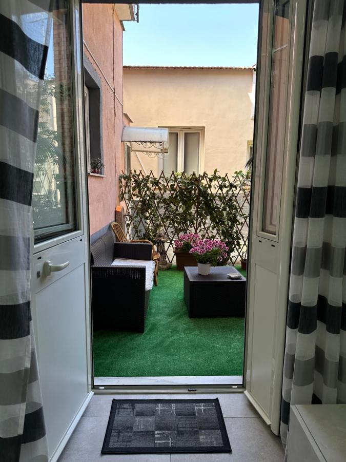 B&B Infinity Napels Buitenkant foto